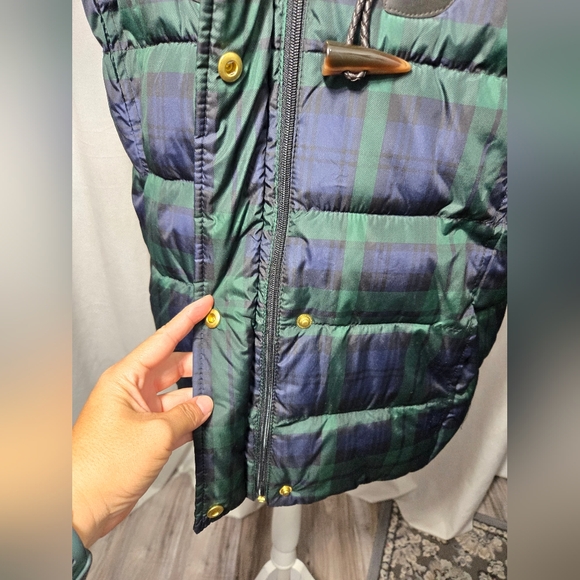 Charter Club Green and Blue Plaid puffer Vest with toggle buttons & zipper Sz XL - Picture 4 of 5